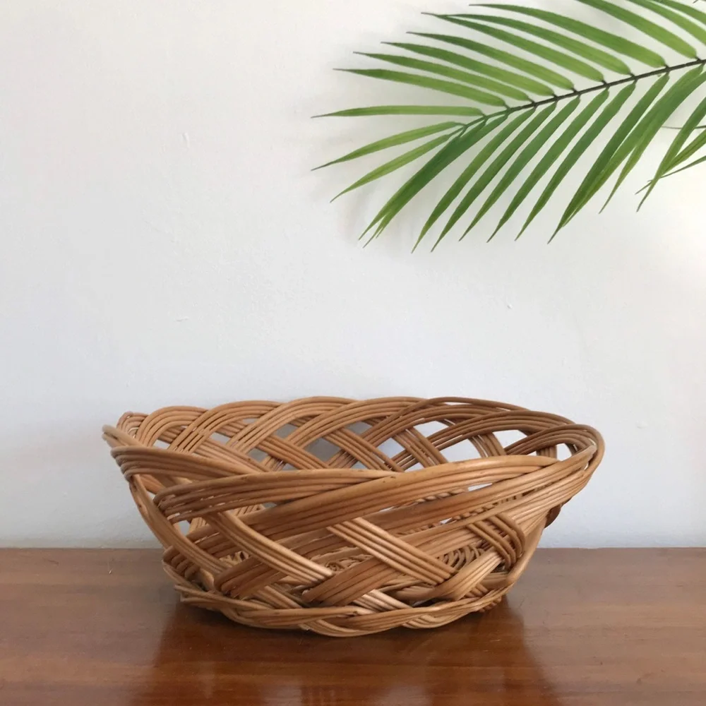 10” Vintage Wooden Tan Woven Basket Rustic Bohemian Bread & Fruit Bowl Basket